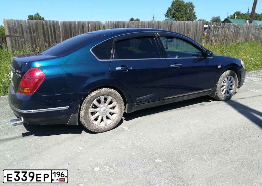 Фото автомобиля NISSAN TEANA, 2007 — госномер Е339ЕР196. Цвет: ТЕМНО-СИНИЙ