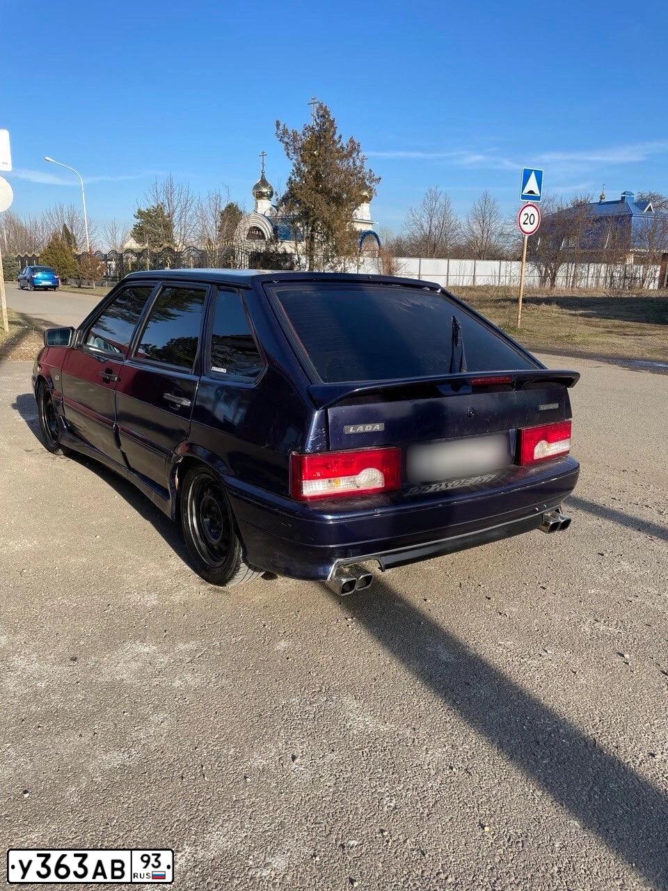 Фото автомобиля LADA 2114 SAMARA, 2005 — госномер У363АВ93. Цвет: СВЕТЛО СЕРЕБРИСТЫЙ МЕТАЛЛ