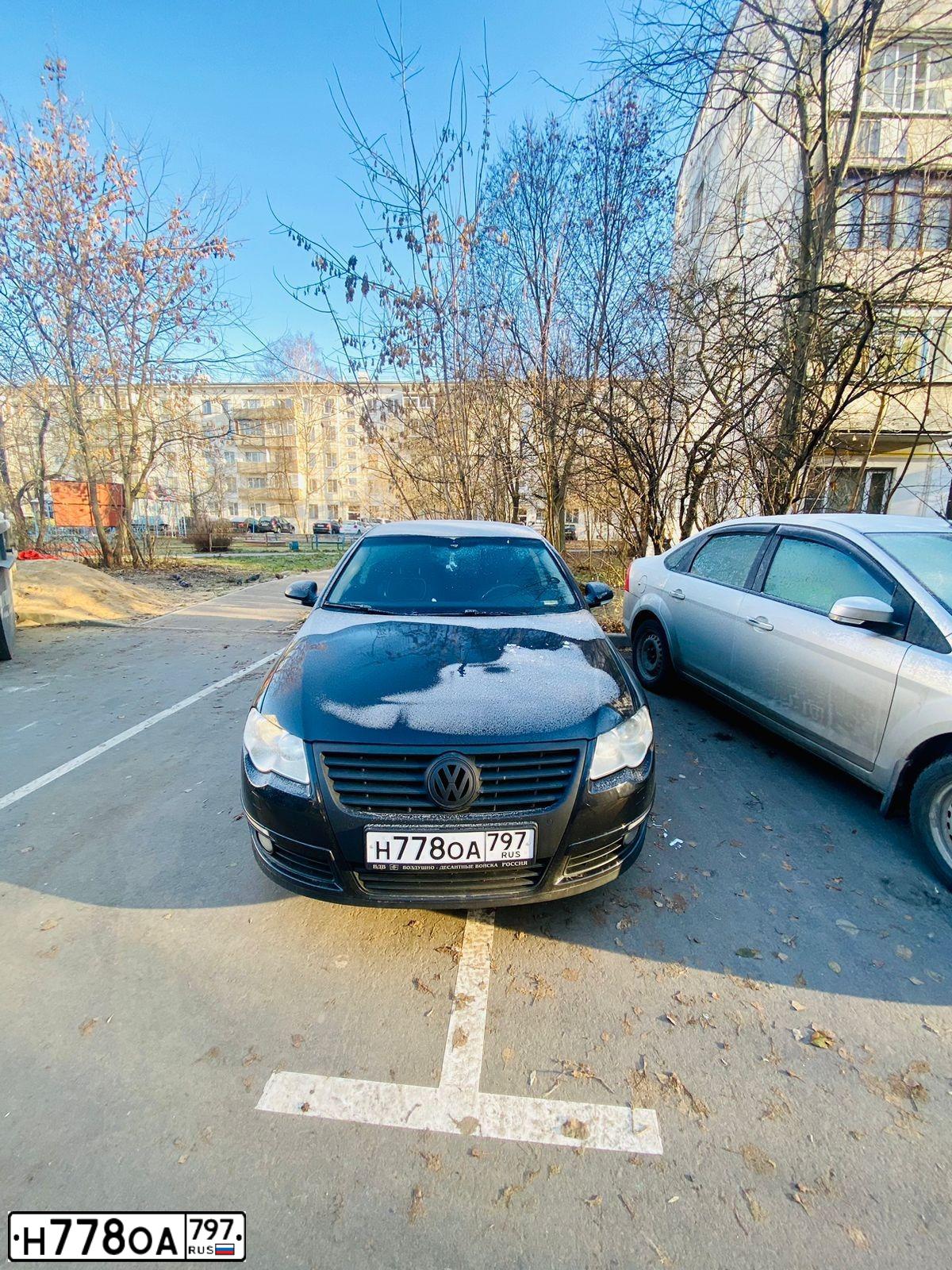 Фото автомобиля VOLKSWAGEN PASSAT, 2010 — госномер Н778ОА797. Цвет: ЧЕРНЫЙ