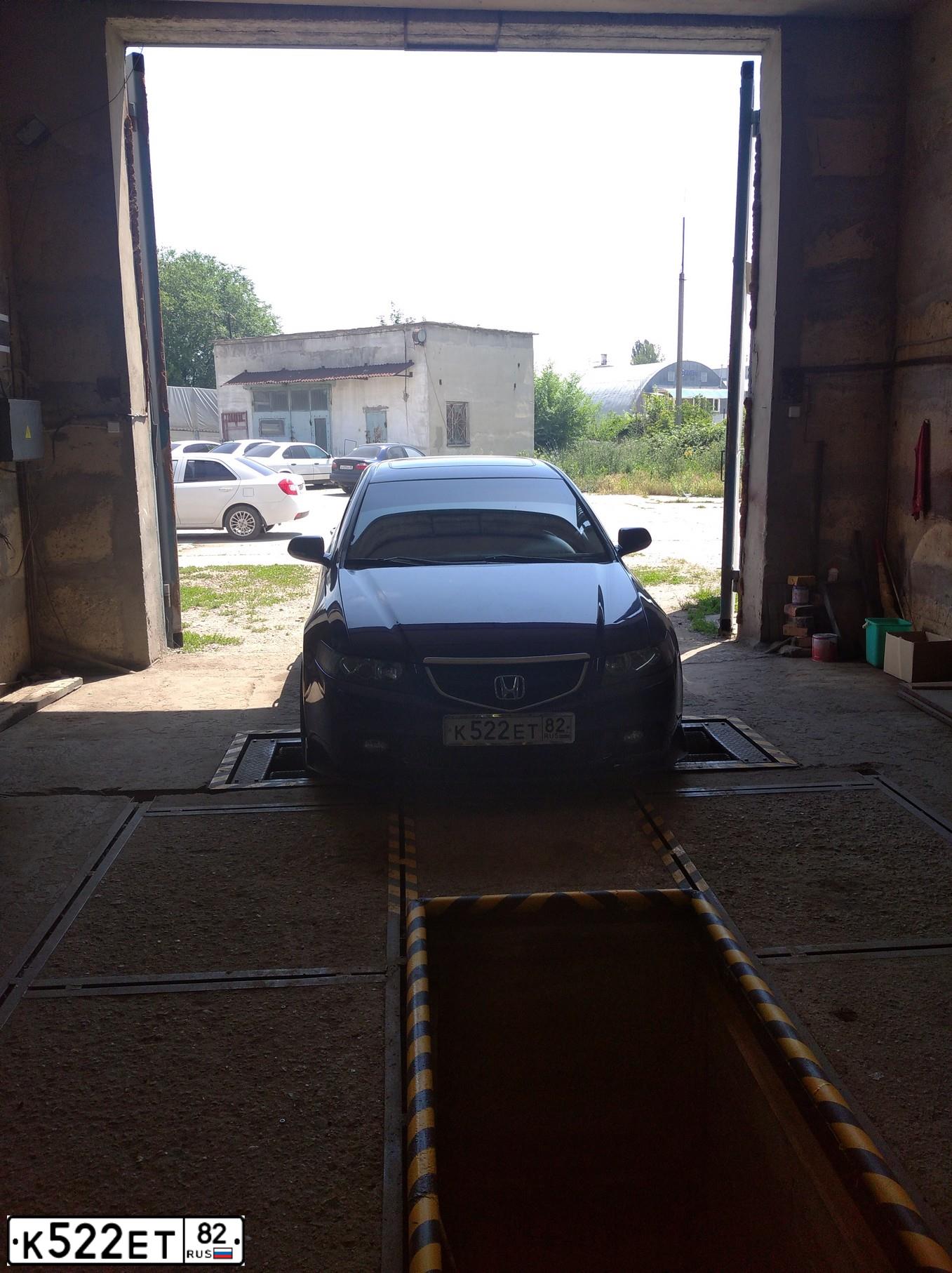 Фото автомобиля HONDA ХОНДА ACCORD, 2003 — госномер К522ЕТ82. Цвет: синий