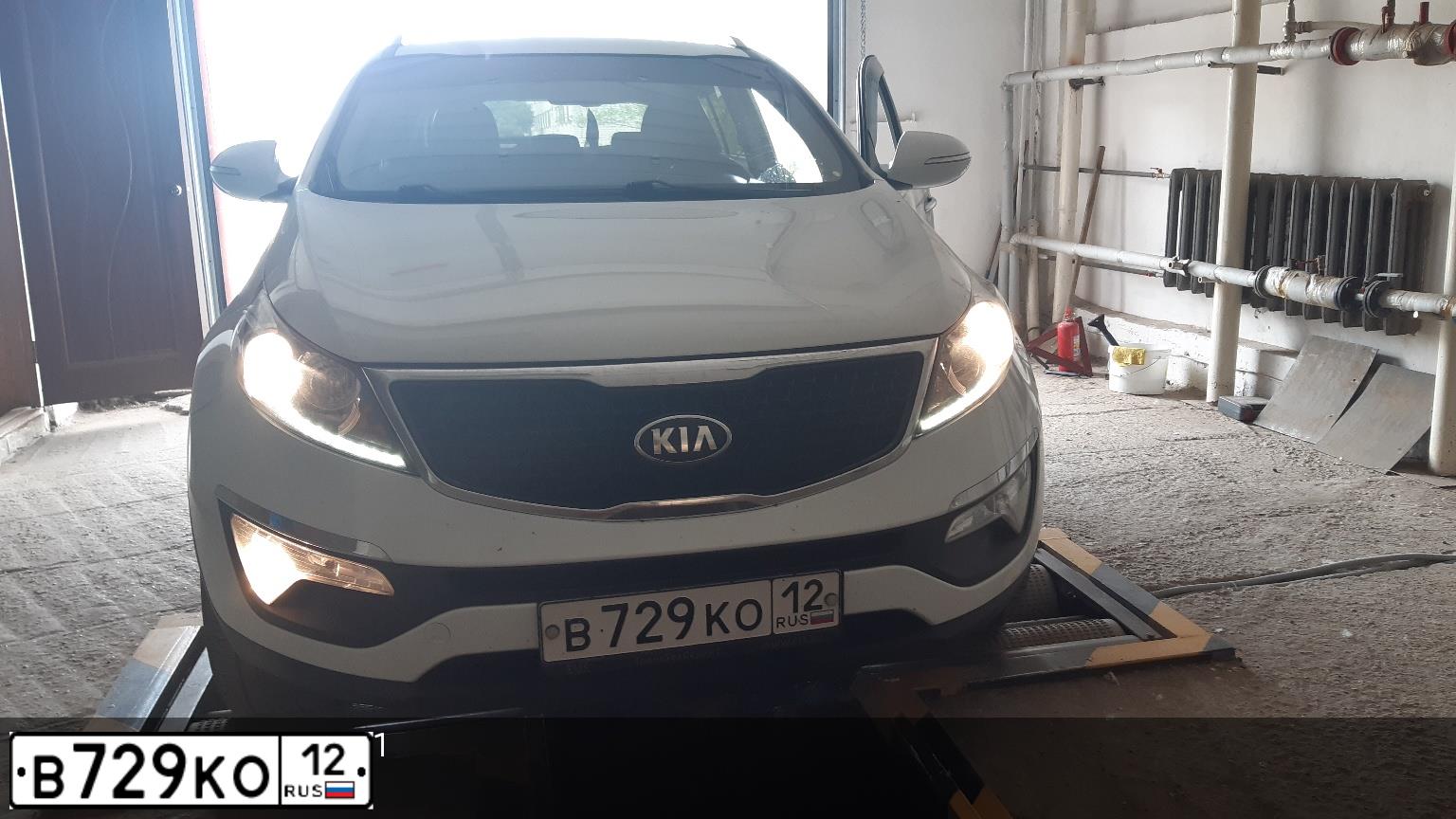 Фото автомобиля KIA SPORTAGE SLS, 2014 — госномер О335МО716