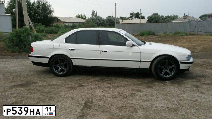 Фото автомобиля MERCEDES E-KLASSE, 2007 — госномер Р539НА11. Цвет: ЧЕРНЫЙ