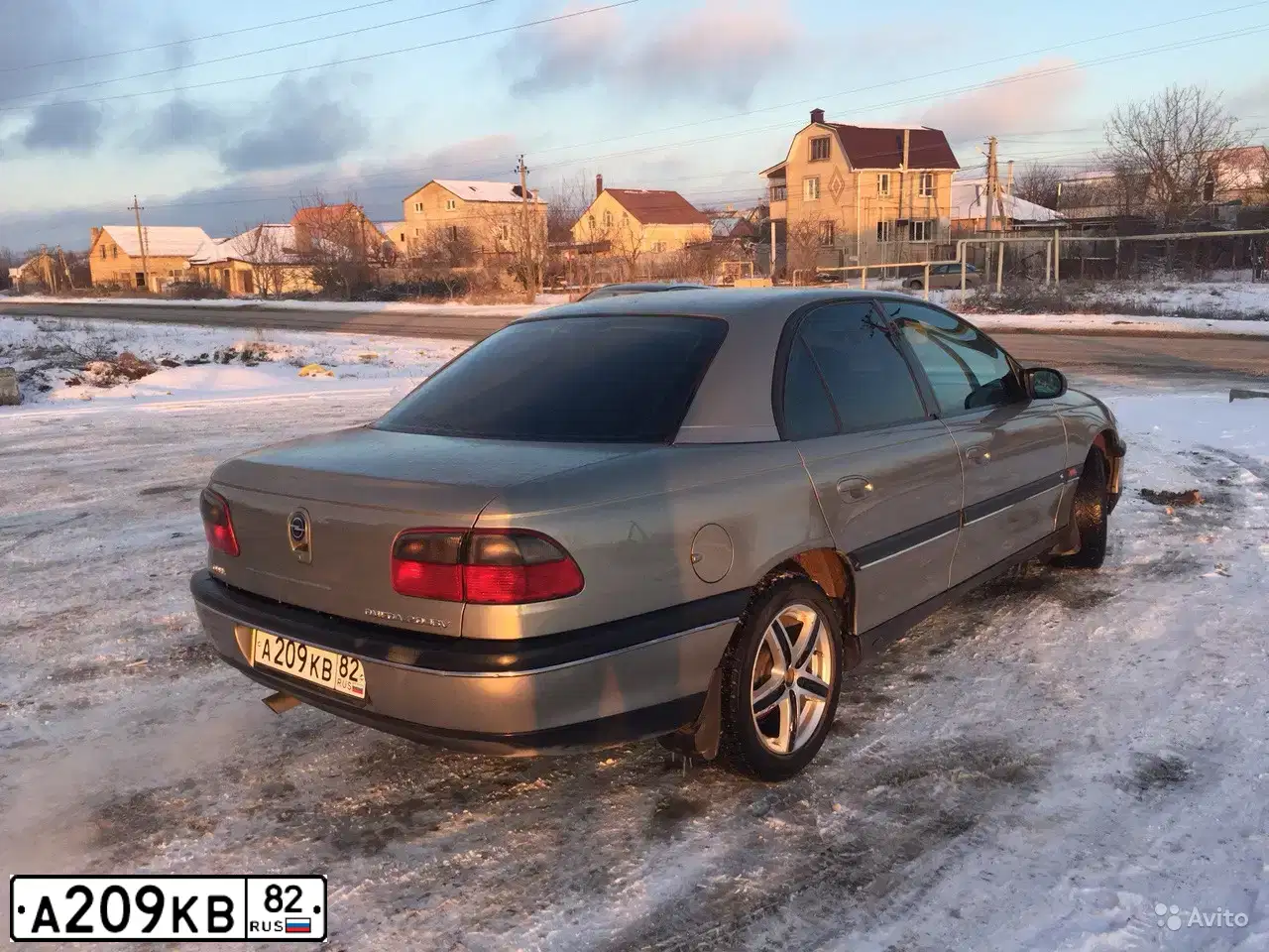 Фото автомобиля OPEL OMEGA, 1998 — госномер Н149ЕО180