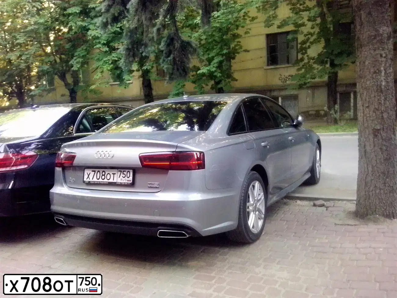 Фото автомобиля AUDI A6, 2016 — госномер Н777АЕ82. Цвет: СЕРЫЙ