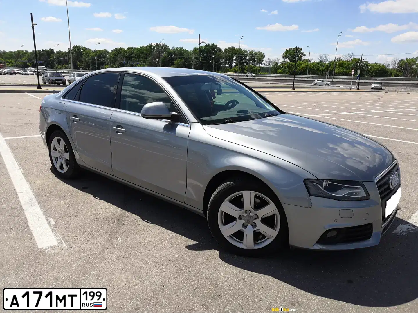 Фото автомобиля AUDI A4, 2008 — госномер О103ВА136. Цвет: СЕРЫЙ