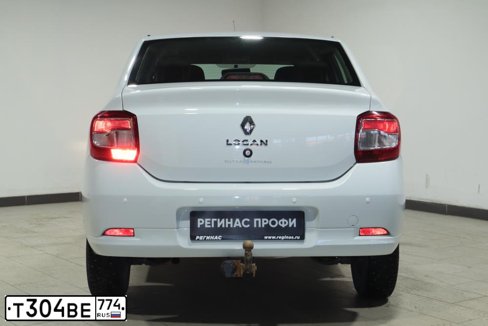Фото автомобиля RENAULT LOGAN, 2020 — госномер Р583ЕТ774