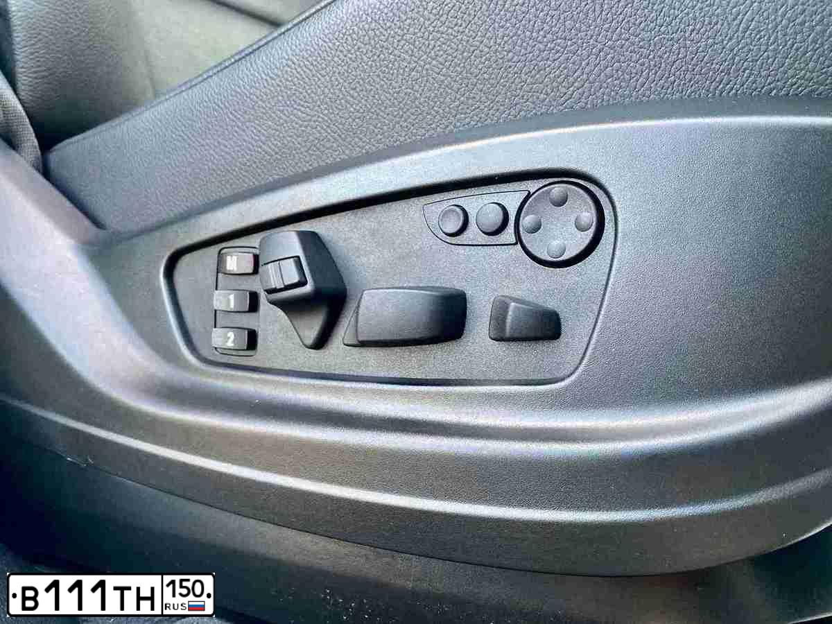 Фото автомобиля INFINITI QX50 /EX/, 2008 — госномер С301ЕВ58. Цвет: БЕЖЕВЫЙ