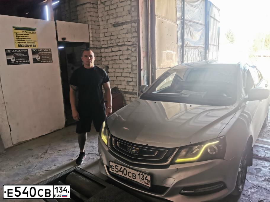 Фото автомобиля GEELY EMGRAND 7, 2019 — госномер Е540СВ134. Цвет: СЕРЕБРИСТЫЙ