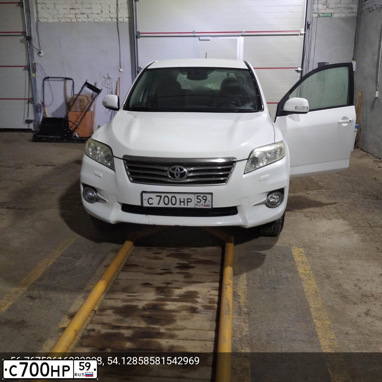 Фото автомобиля HYUNDAI SOLARIS, 2011 — госномер О977КУ159. Цвет: ЧЕРНЫЙ