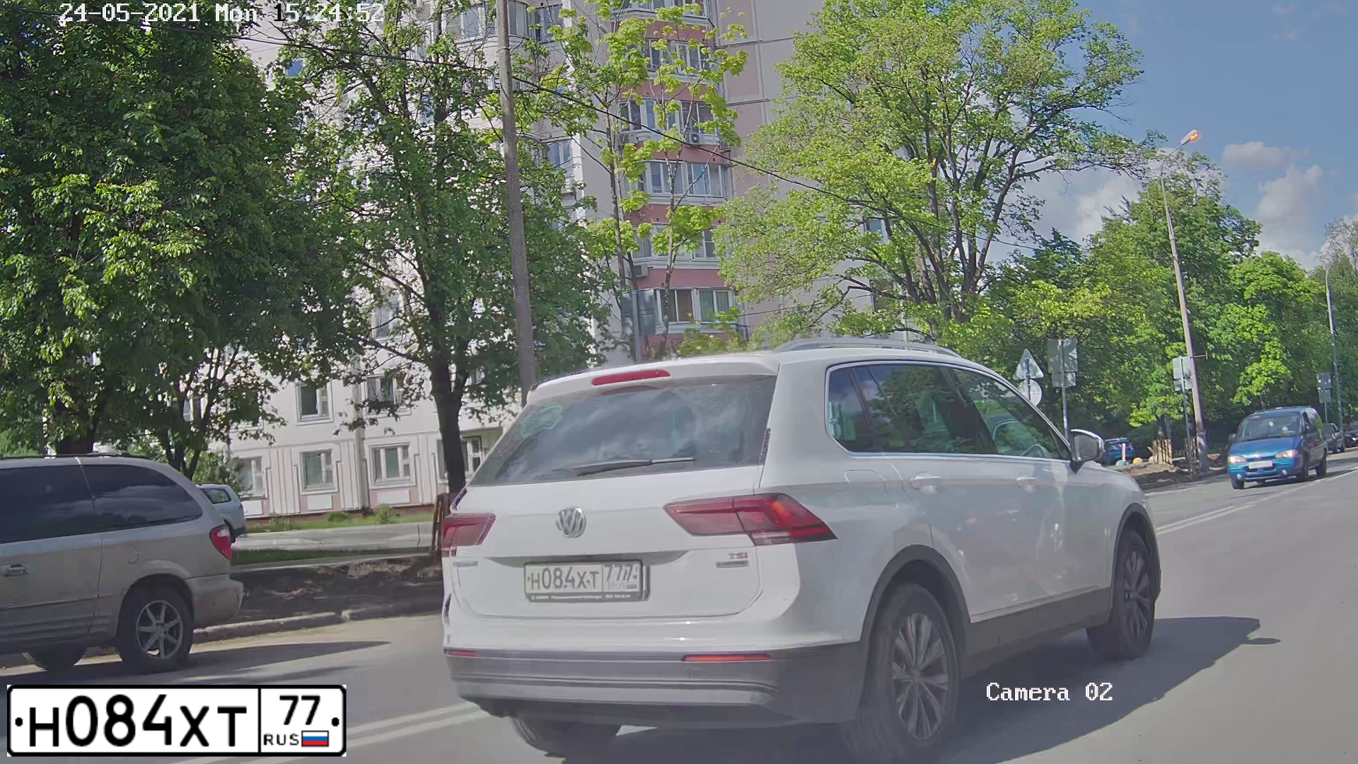Фото автомобиля SSANGYONG KYRON, 2008 — госномер В702ХХ790. Цвет: СЕРЕБРИСТЫЙ МЕТАЛЛИК