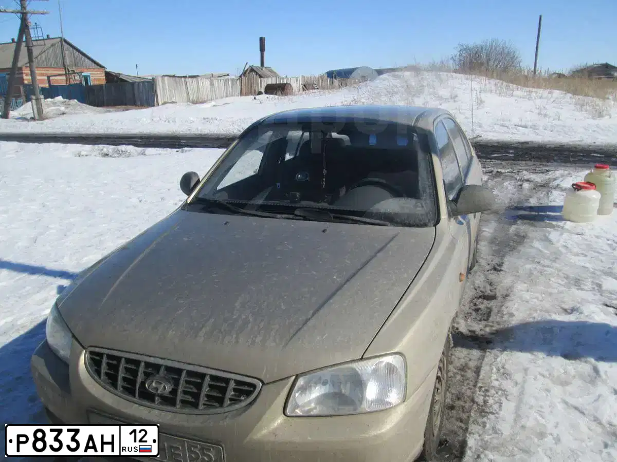 Фото автомобиля ВАЗ21110, 2002 — госномер Е205ЕУ163. Цвет: СЕРЕБР.ЖЕЛТО-ЗЕЛЕНЫЙ