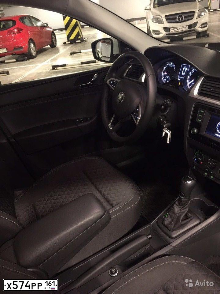 Фото автомобиля MERCEDES GLK-KLASSE, 2013 — госномер Х574РР161. Цвет: БЕЛЫЙ