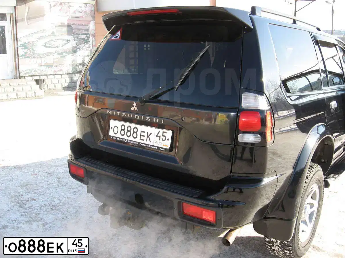 Фото автомобиля TOYOTA LANDCRUISER, 2012 — госномер Н410РН196. Цвет: СВЕТЛО-СЕРЫЙ