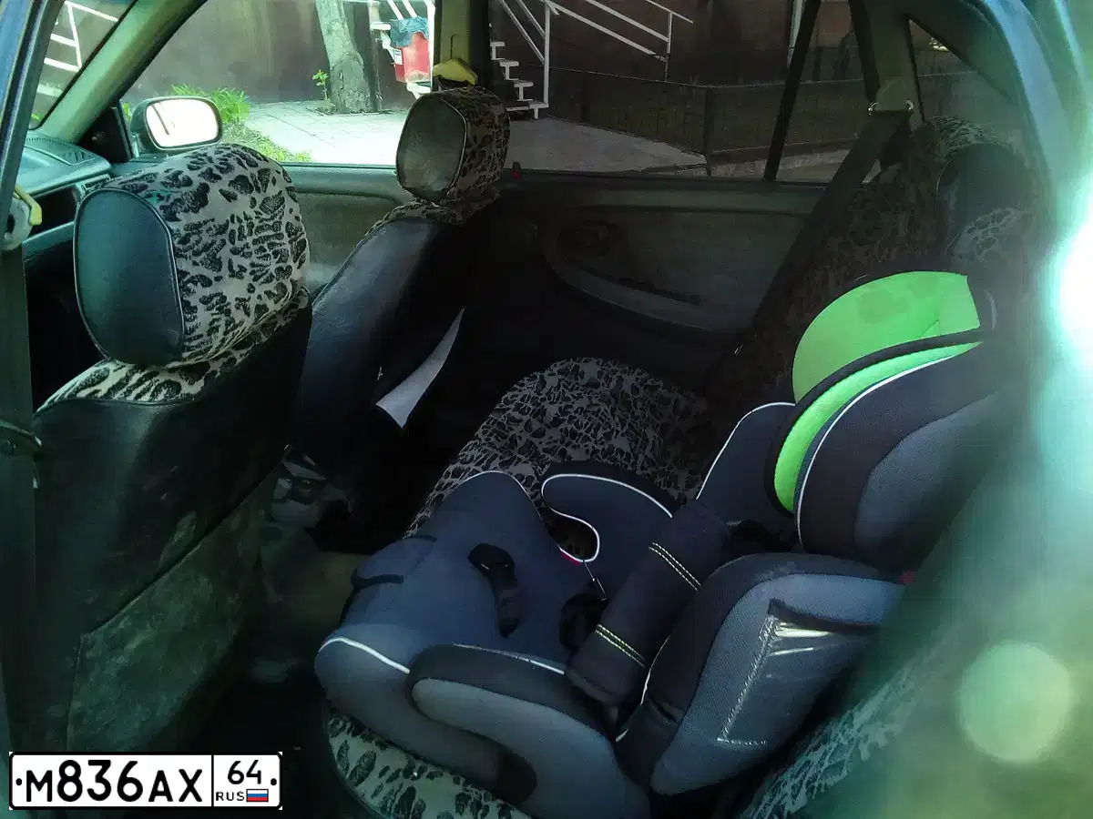 Фото автомобиля DAEWOO NEXIA, 2005 — госномер М836АХ64. Цвет: ЗЕЛЕНЫЙ (СВЕТЛО-ЗЕЛЕНЫЙ)