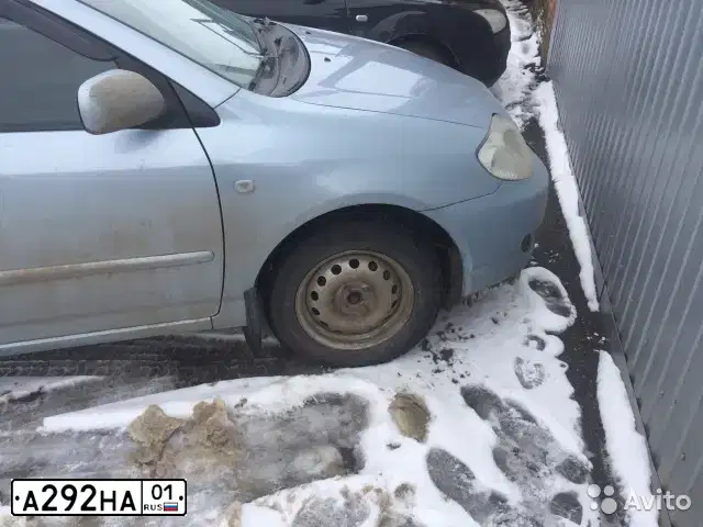 Фото автомобиля FORD FOCUS, 2005 — госномер Р030УН23. Цвет: СЕРЕБРИСТЫЙ