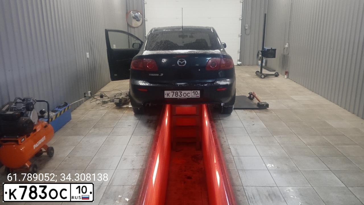 Фото автомобиля MAZDA 3, 2004 — госномер К783ОС10. Цвет: ТЕМНО-ЗЕЛЕНЫЙ
