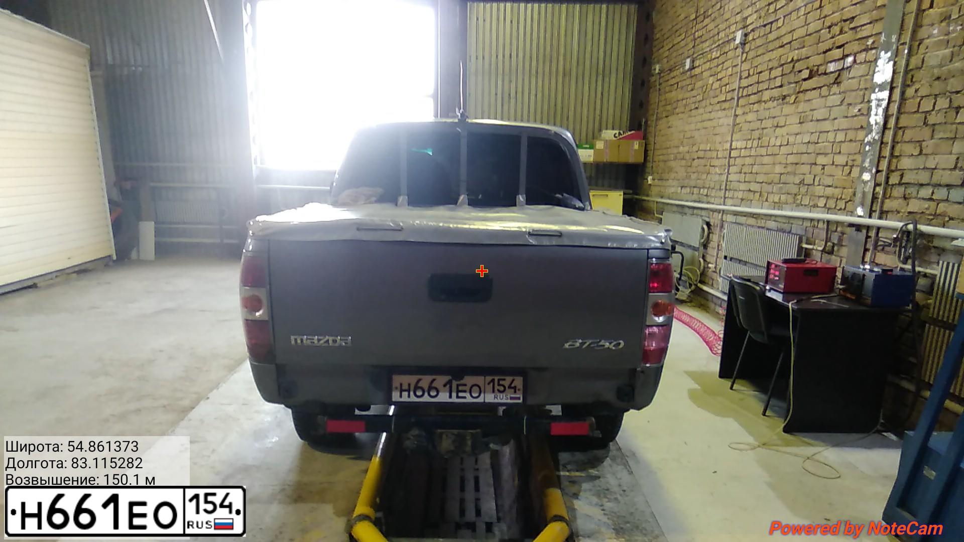 Фото автомобиля MAZDA BT-50, 2010 — госномер Н661ЕО154. Цвет: Серый