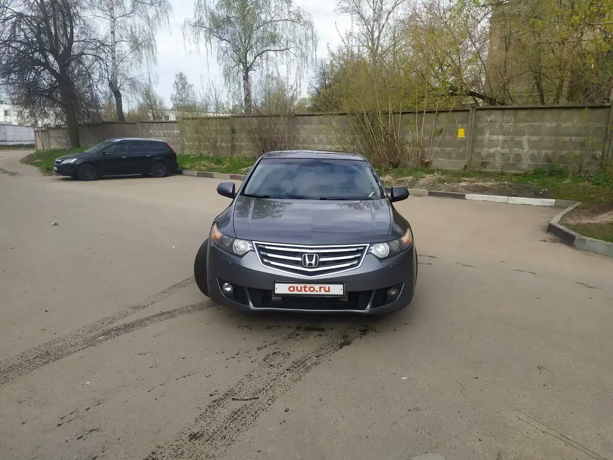 Фото автомобиля HONDA ACCORD, 2008 — госномер М648ВЕ790. Цвет: СЕРЫЙ