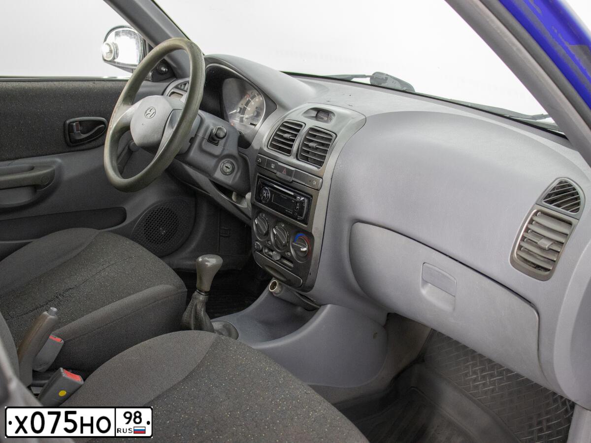 Фото автомобиля TAGAZ ACCENT, 2003 — госномер К729ХА790. Цвет: синий