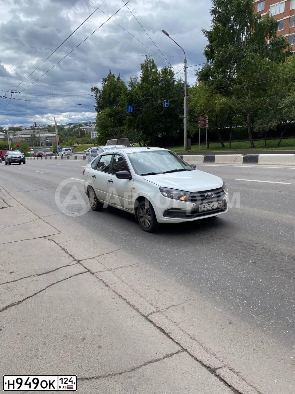 Фото автомобиля LADA 2191 GRANTA, 2019 — госномер Н949ОК124. Цвет: БЕЛЫЙ