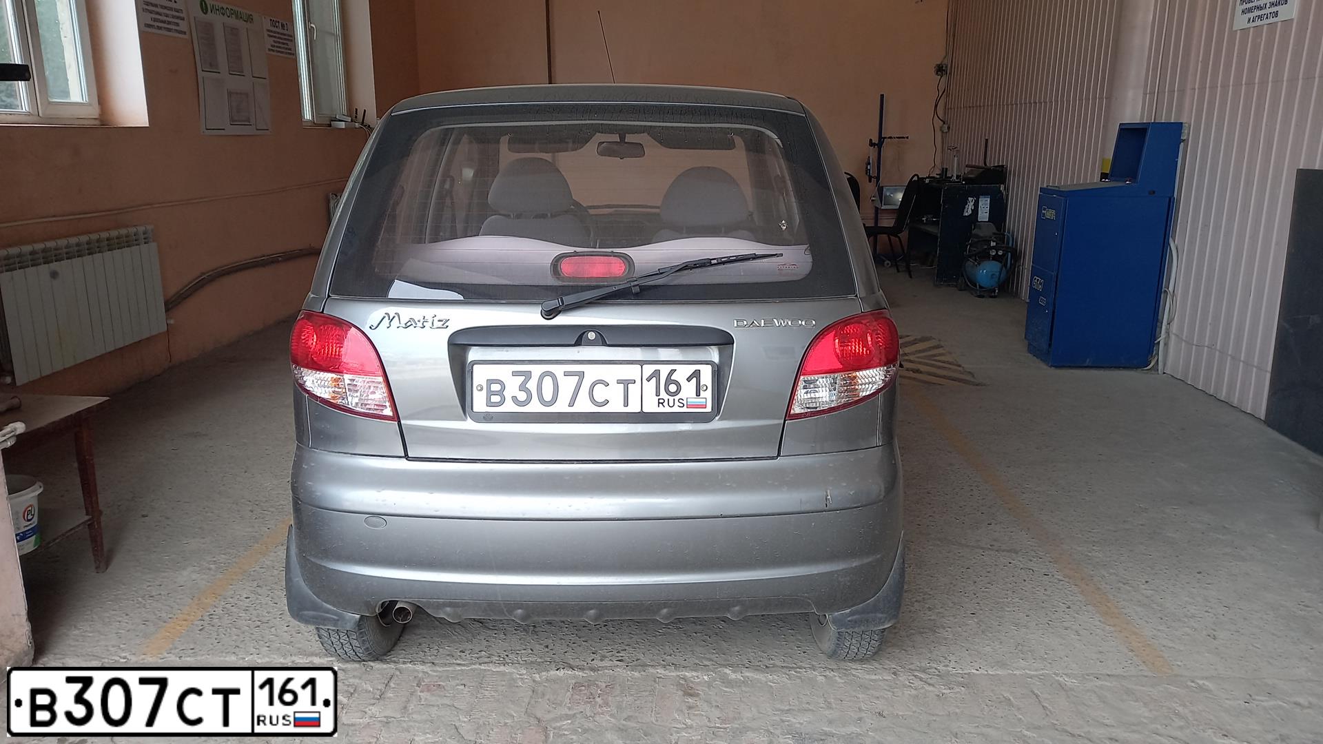 Фото автомобиля DAEWOO MATIZ, 2013 — госномер В307СТ161. Цвет: ТЕМНО-СЕРЫЙ