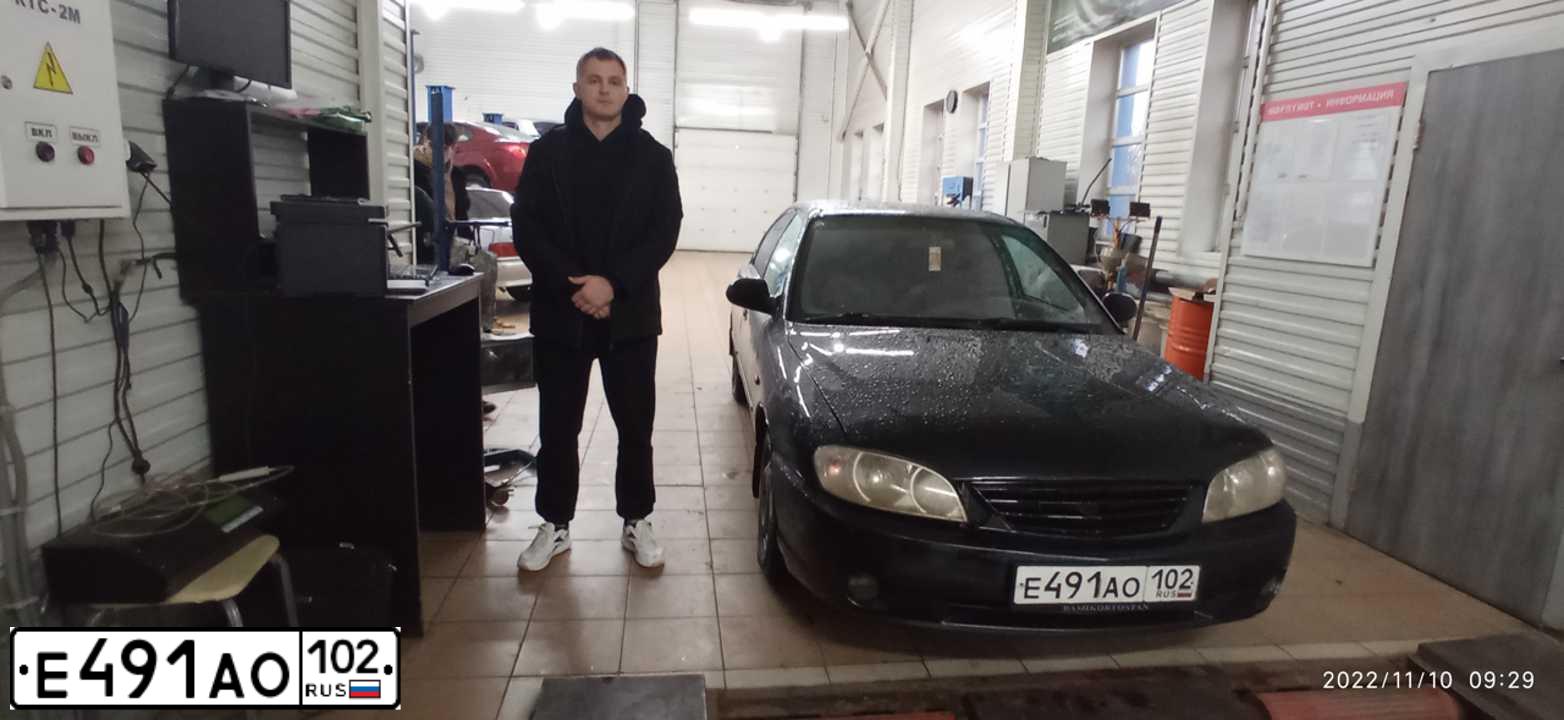 Фото автомобиля KIA SPECTRA, 2007 — госномер Е491АО102. Цвет: ЧЕРНЫЙ