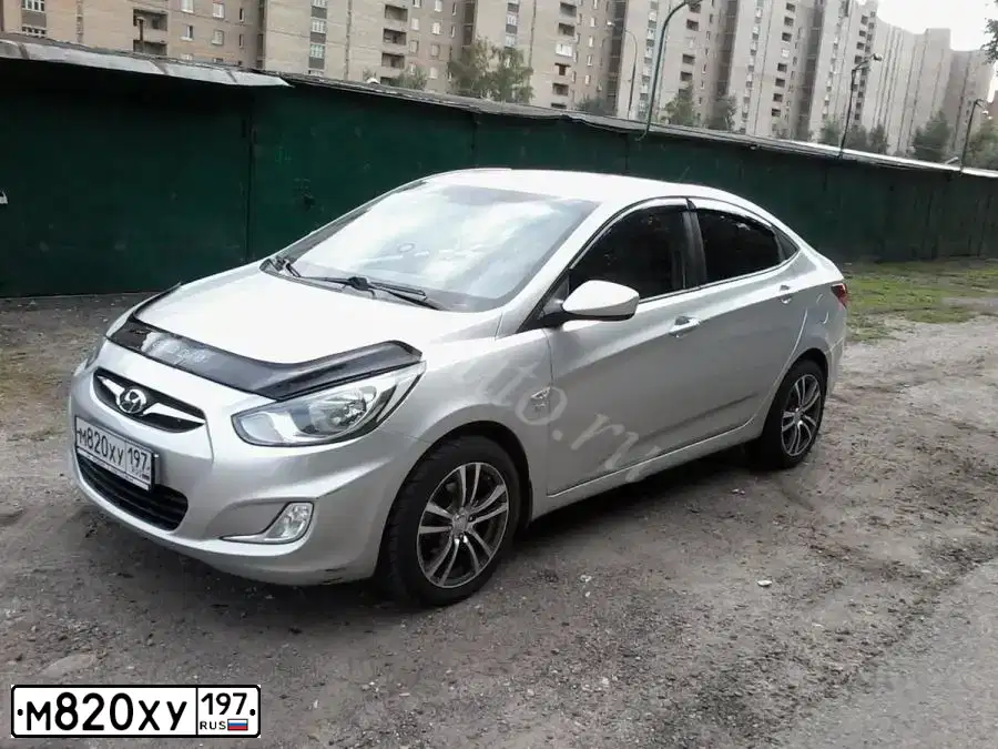 Фото автомобиля HYUNDAI SOLARIS, 2012 — госномер А919КЕ134. Цвет: СЕРЕБРИСТЫЙ