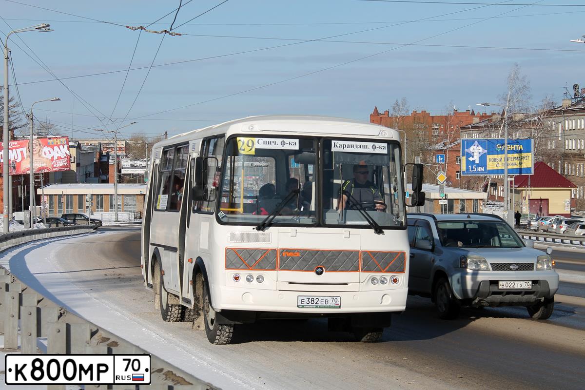 Фото автомобиля PAZ 3205, 2017 — госномер С968УВ70. Цвет: Белый