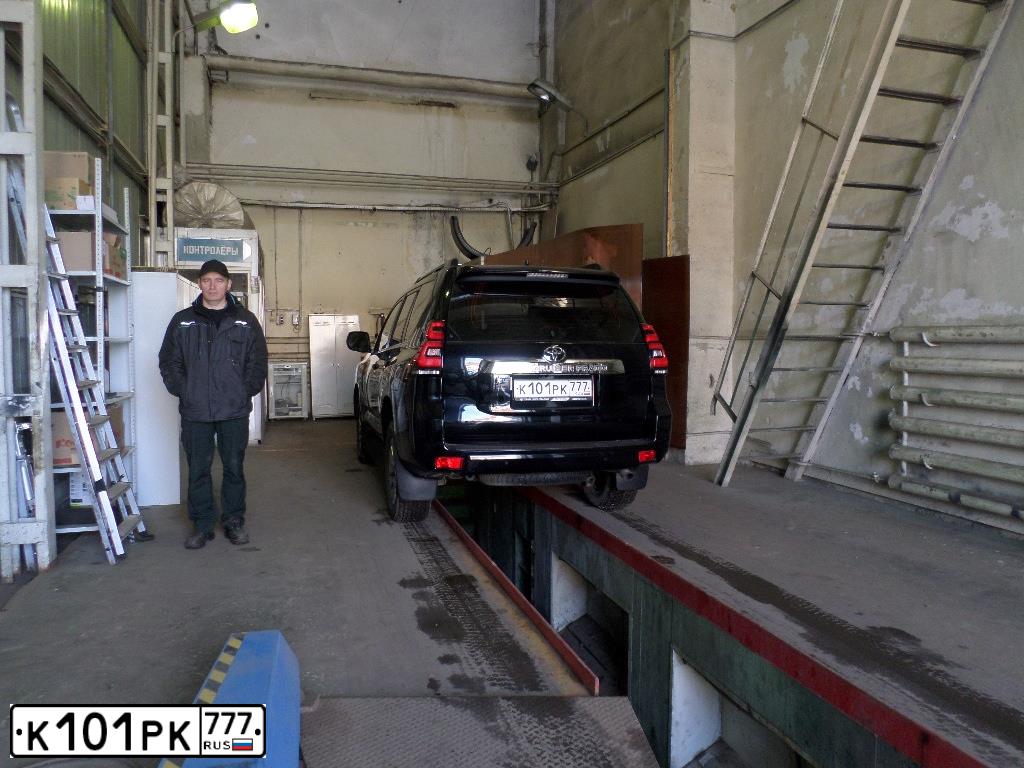 Фото автомобиля BMW SERIE 5, 2011 — госномер В306ТА09. Цвет: ЧЕРНЫЙ