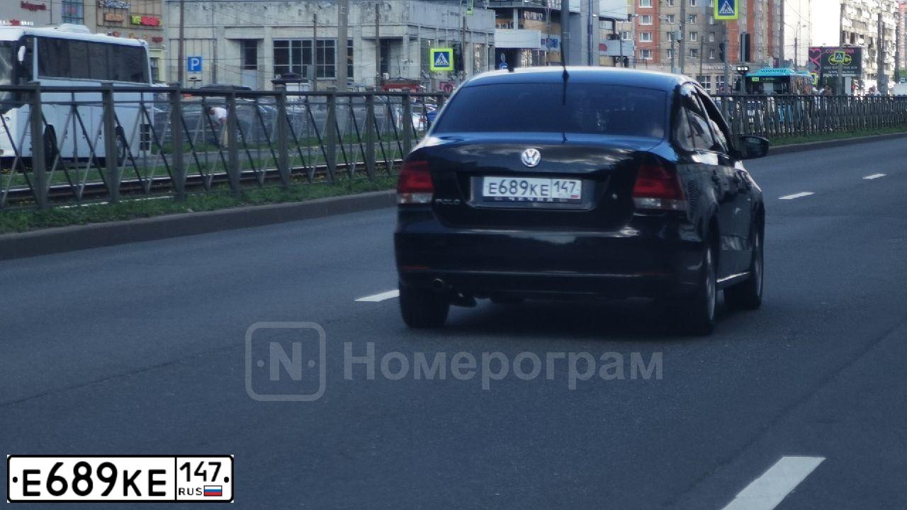 Фото автомобиля VOLKSWAGEN POLO, 2015 — госномер У925НА48. Цвет: ЧЕРНЫЙ