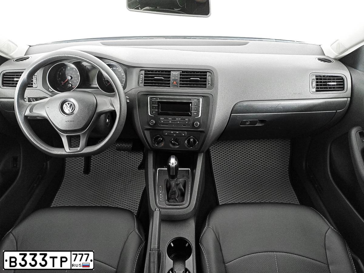 Фото автомобиля VOLKSWAGEN JETTA, 2015 — госномер В333ТР777. Цвет: ТЕМНО-СЕРЫЙ