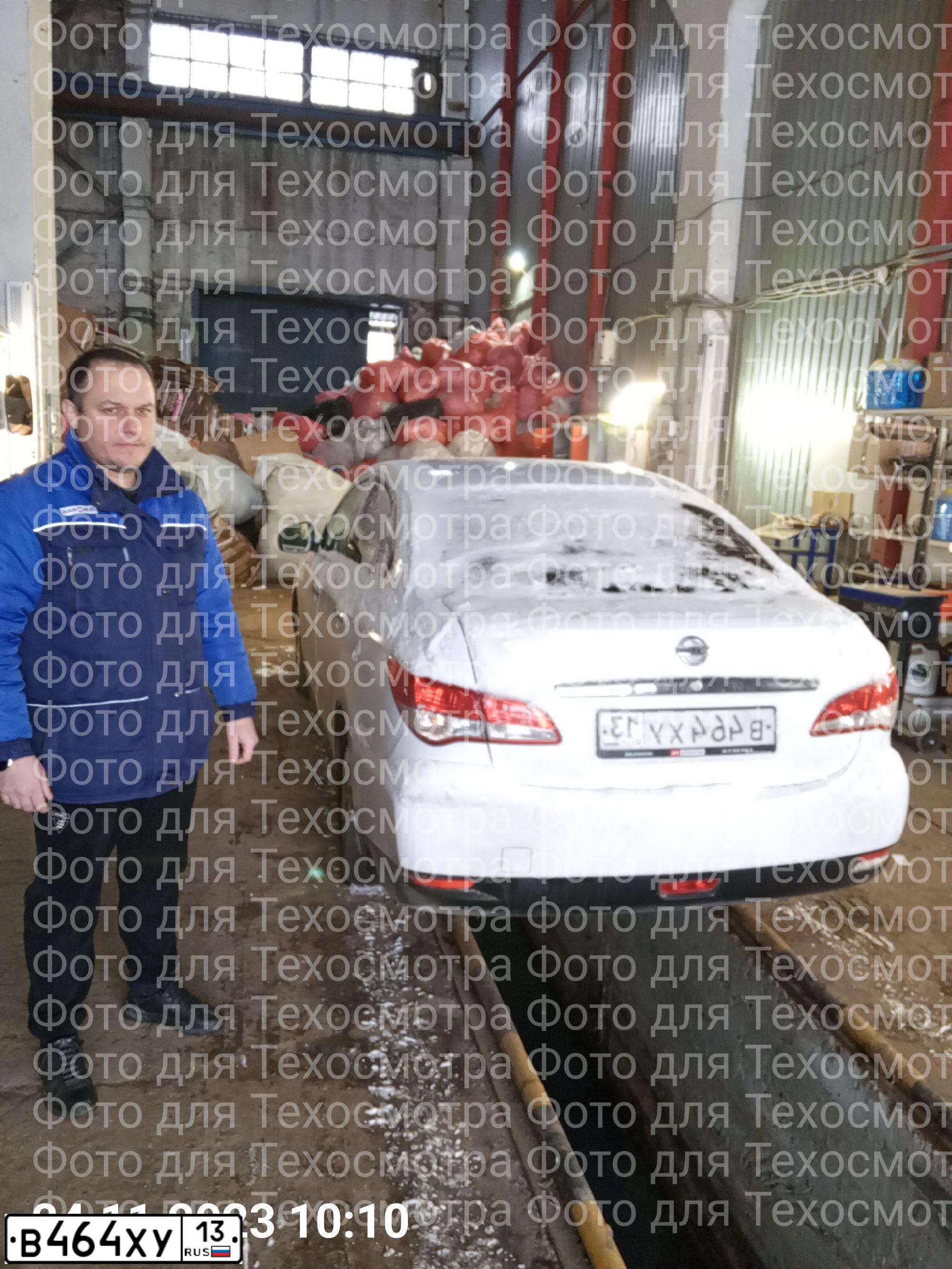 Фото автомобиля RENAULT SANDERO, 2010 — госномер М143ТМ13. Цвет: ЧЕРНЫЙ
