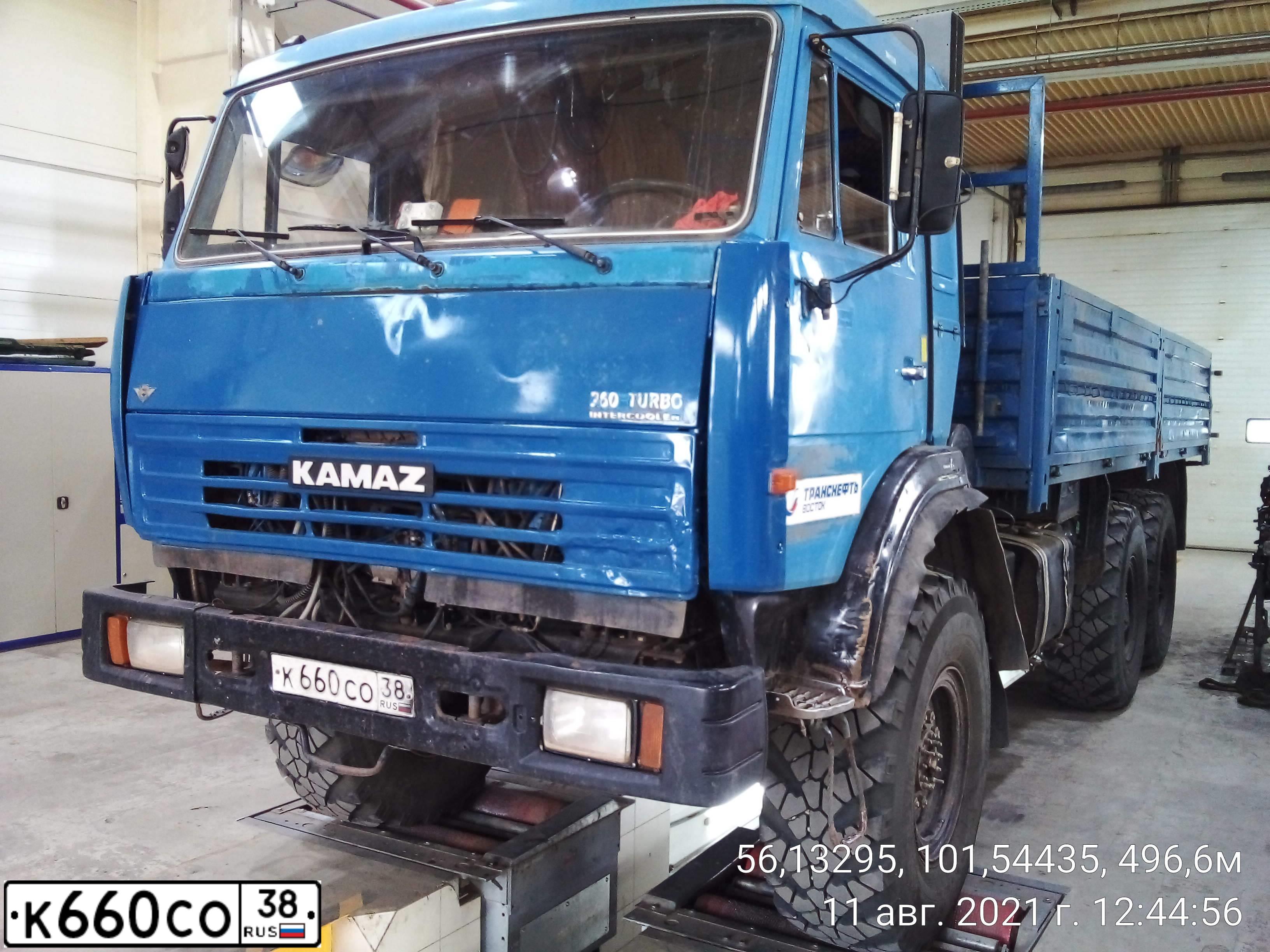 Фото автомобиля KAMAZ 43118 /6X6/, 2008 — госномер К660СО38. Цвет: МЕДЕО