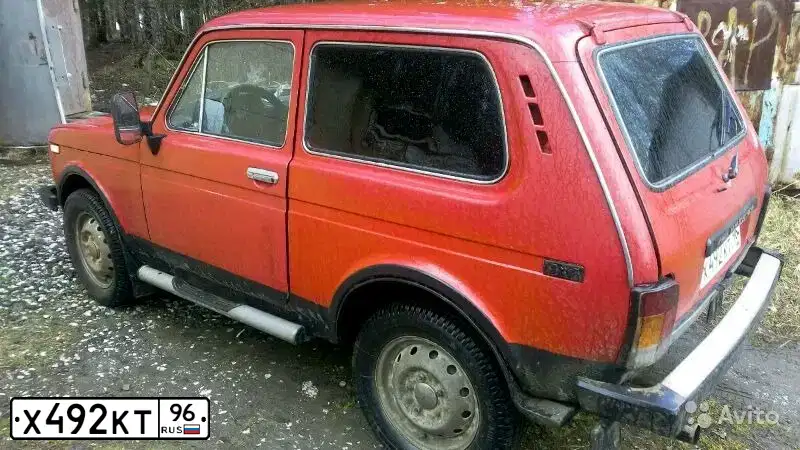 Фото автомобиля LADA 2121 NIVA, 1994 — госномер Х492КТ96. Цвет: КРАСНЫЙ