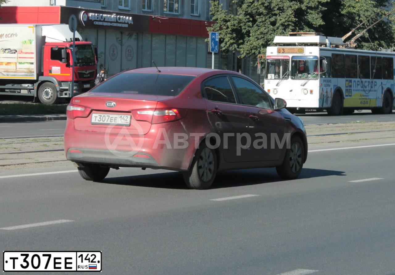 Фото автомобиля VOLKSWAGEN CC, 2014 — госномер Р995РО124. Цвет: ЧЕРНЫЙ