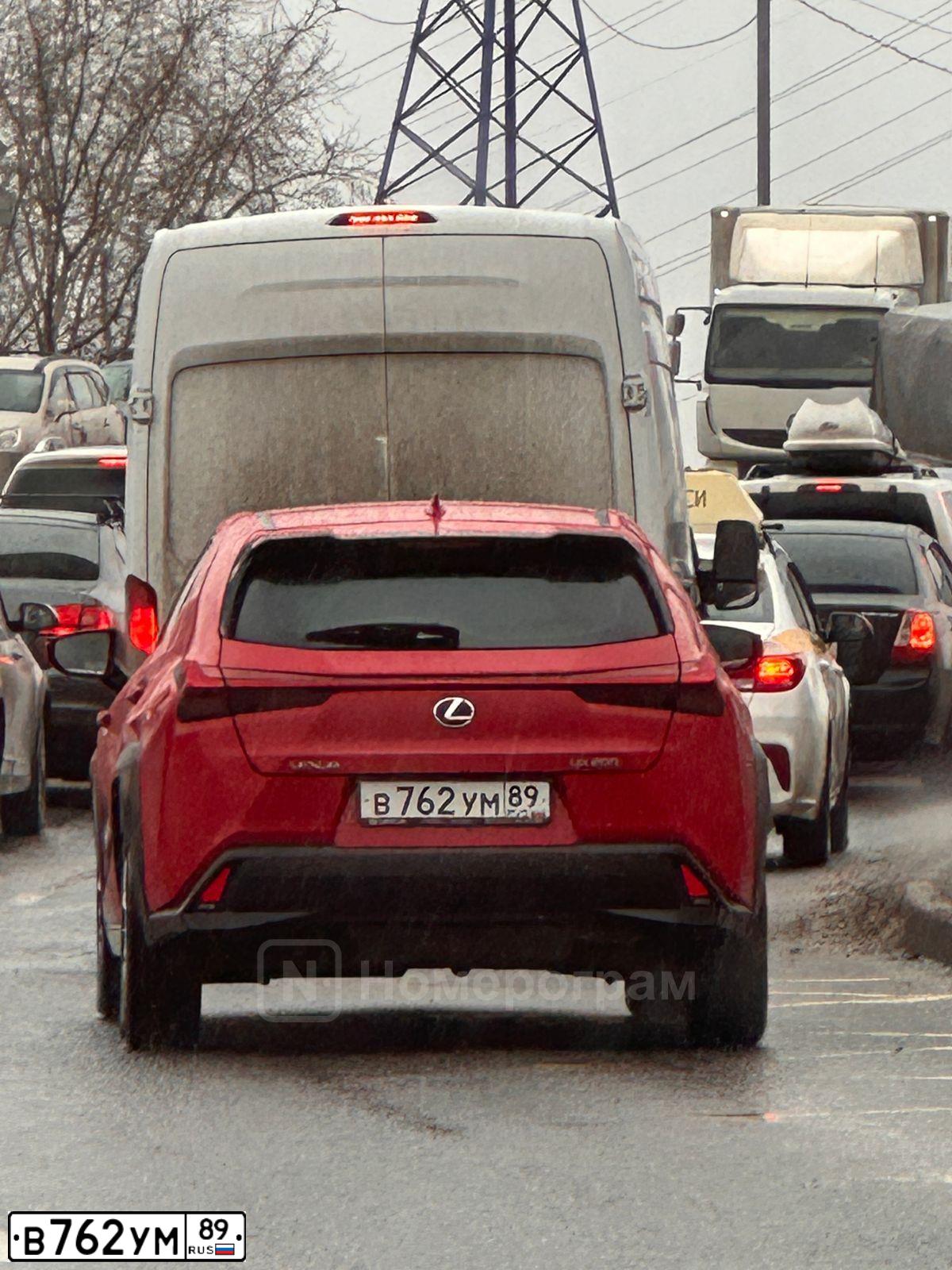 Фото автомобиля LEXUS S UX, 2019 — госномер В762УМ89. Цвет: СВЕТЛО-КРАСНЫЙ