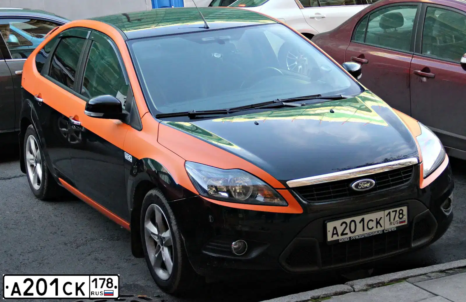 Фото автомобиля FORD FOCUS, 2010 — госномер А201СК178. Цвет: ЧЕРНЫЙ