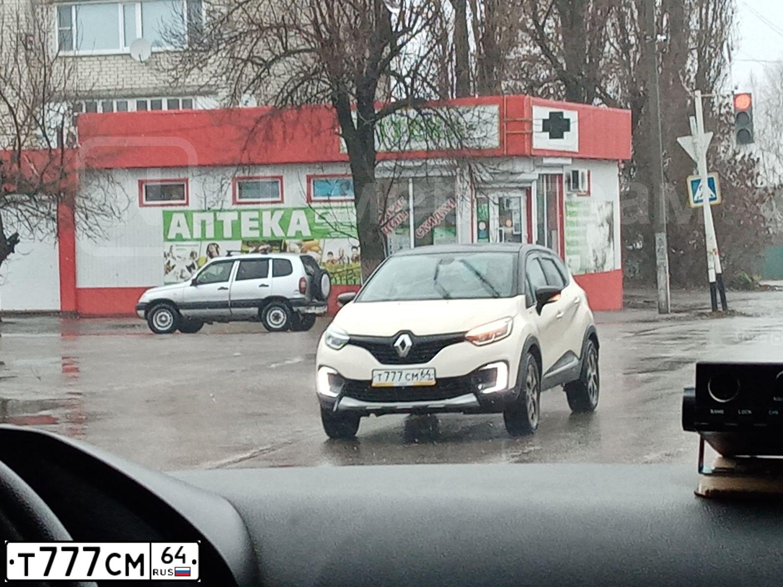 Фото автомобиля CHEVROLET NIVA, 2012 — госномер Т777СМ64. Цвет: Темно-коричневый металлик