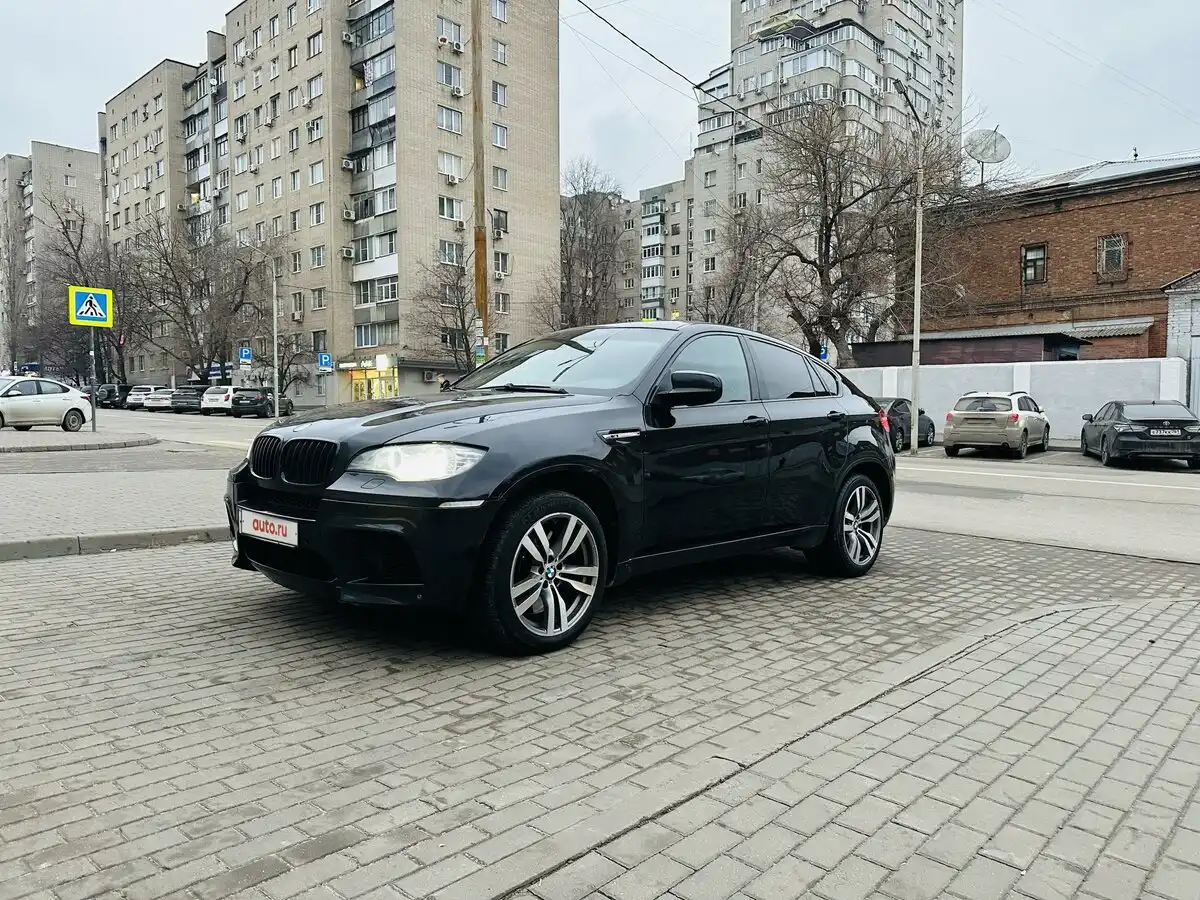 Фото автомобиля BMW X6M, 2009 — госномер В999ВВ09. Цвет: ЧЕРНЫЙ