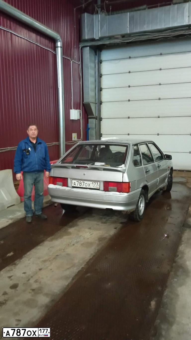Фото автомобиля LADA 2114, 2007 — госномер В708МН790. Цвет: СВЕТЛО-СЕРЕБРИСТЫЙ МЕТАЛЛ