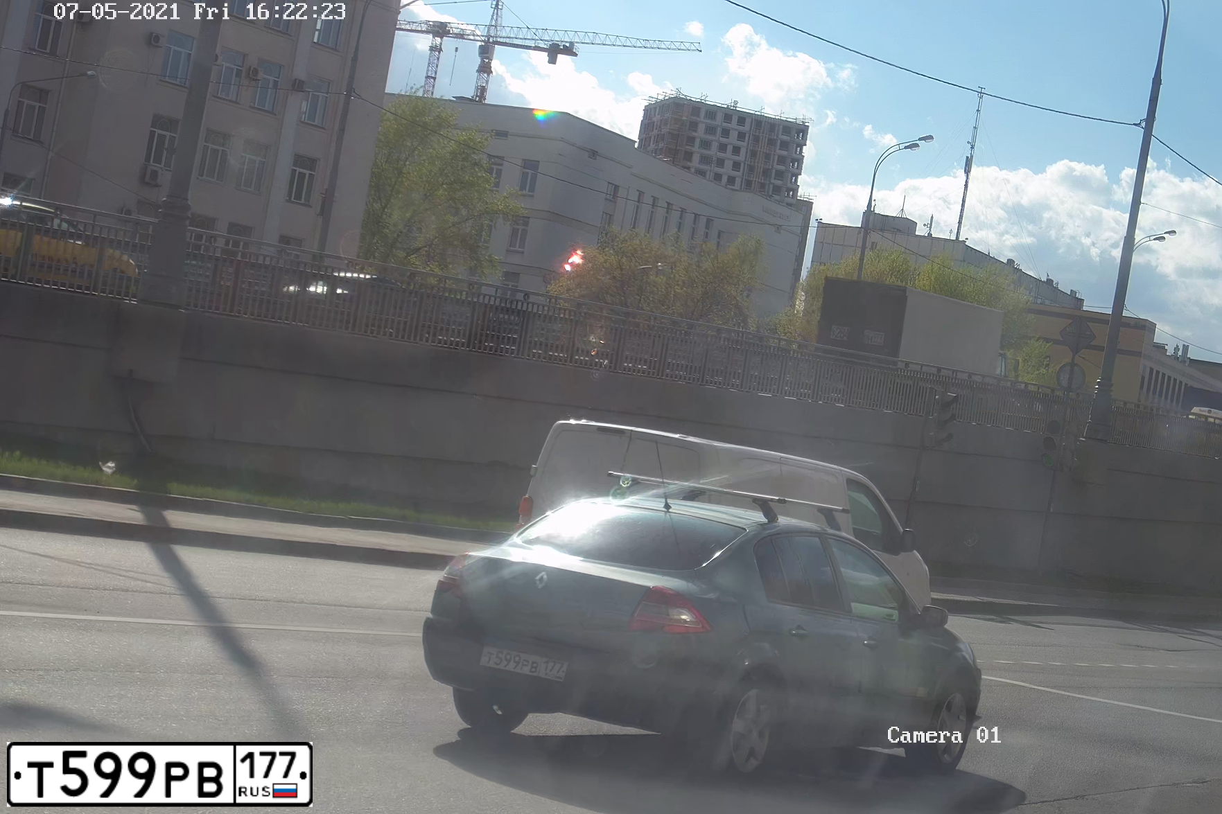 Фото автомобиля RENAULT MEGANE, 2006 — госномер Т599РВ177. Цвет: СЕРО-ЗЕЛЕНЫЙ
