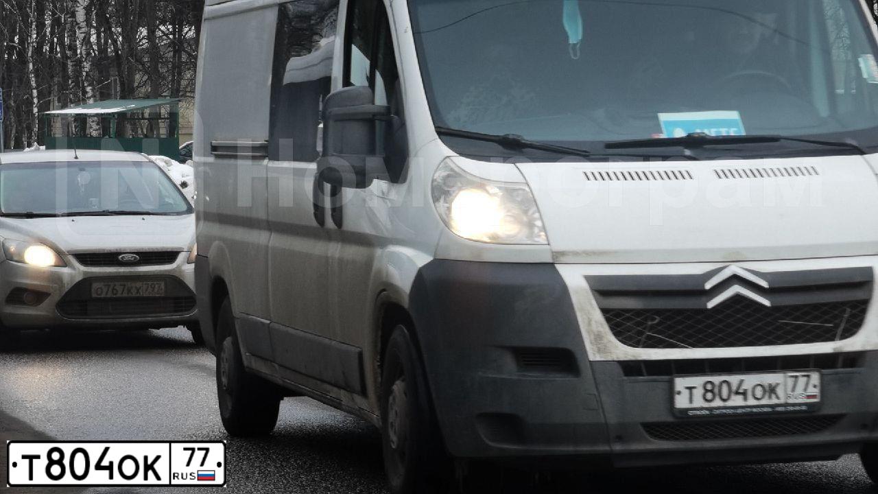 Фото автомобиля PEUGEOT BOXER, 2013 — госномер М518ЕТ977. Цвет: Белый