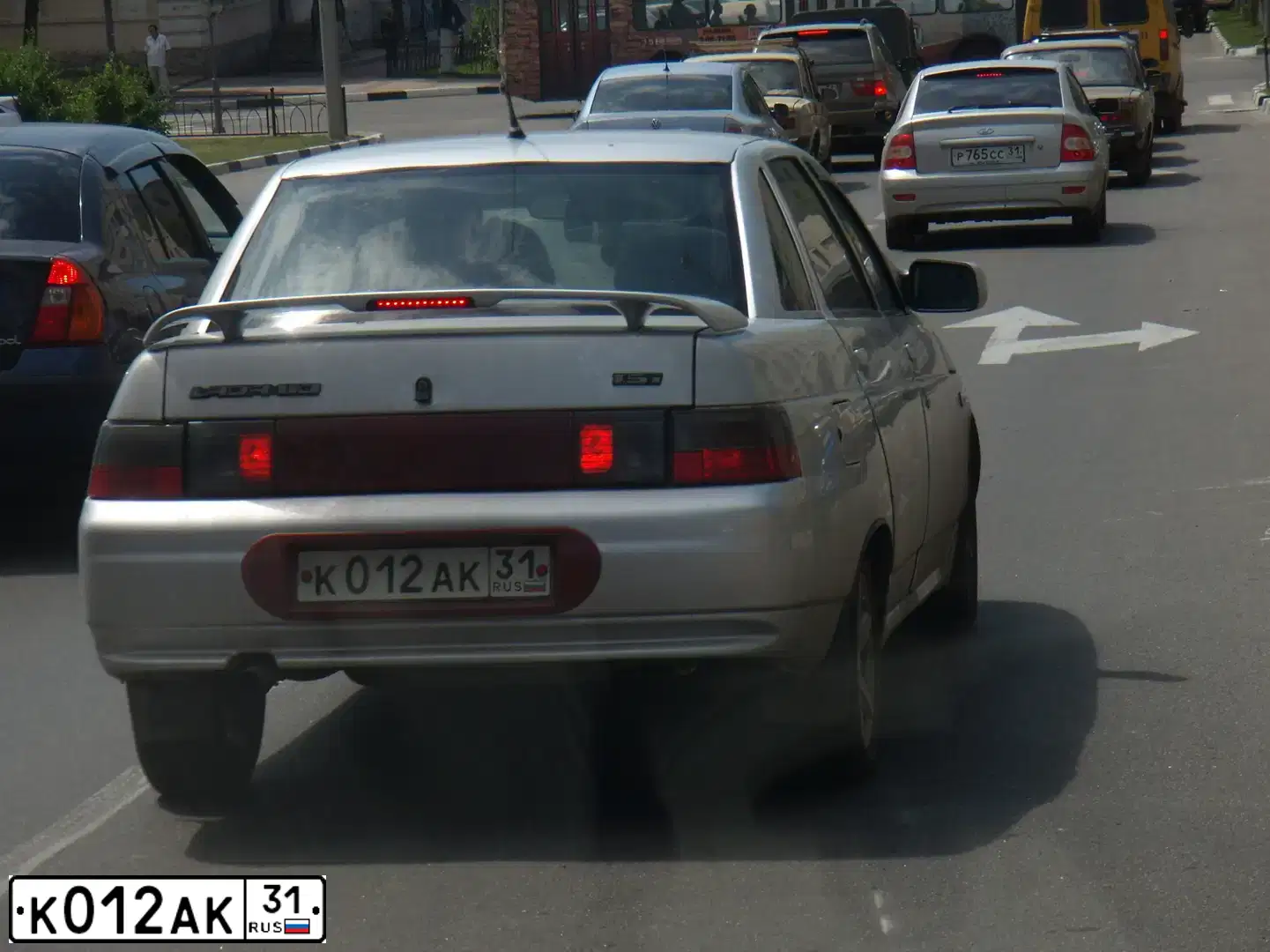 Фото автомобиля LADA LARGUS, 2013 — госномер У808ЕВ48. Цвет: Серебристый