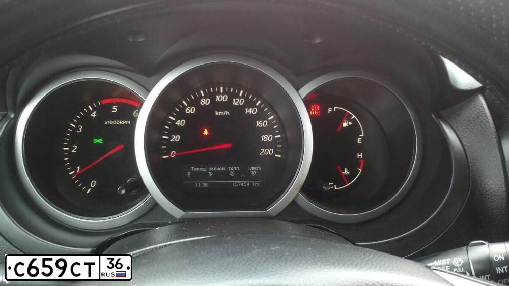 Фото автомобиля SUZUKI /GRAND/ VITARA, 2008 — госномер М710ТЕ29. Цвет: БЕЛЫЙ