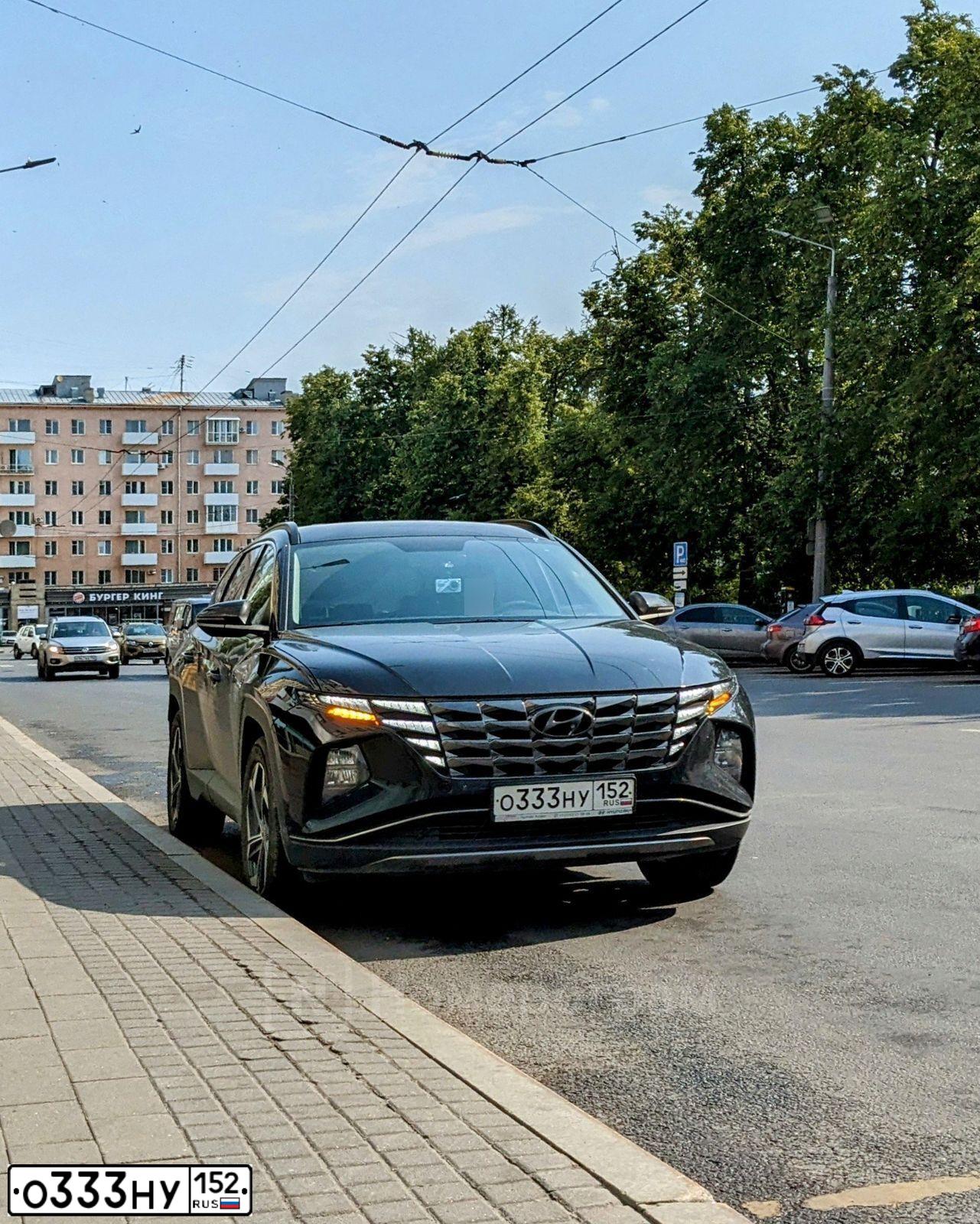 Фото автомобиля VOLKSWAGEN TOUAREG, 2017 — госномер Х587ОМ152. Цвет: Белый