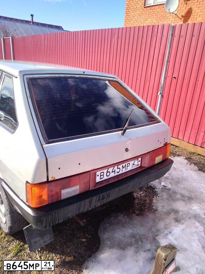 Фото автомобиля LADA 2109 SAMARA, 2002 — госномер Е565РВ12. Цвет: СЕРЕБРИСТО ЖЕЛТО-ЗЕЛЕНЫЙ