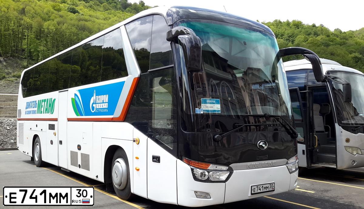 Фото автомобиля KING LONG (KLM) XMQ 6129, 2014 — госномер Е741ММ30. Цвет: Белый