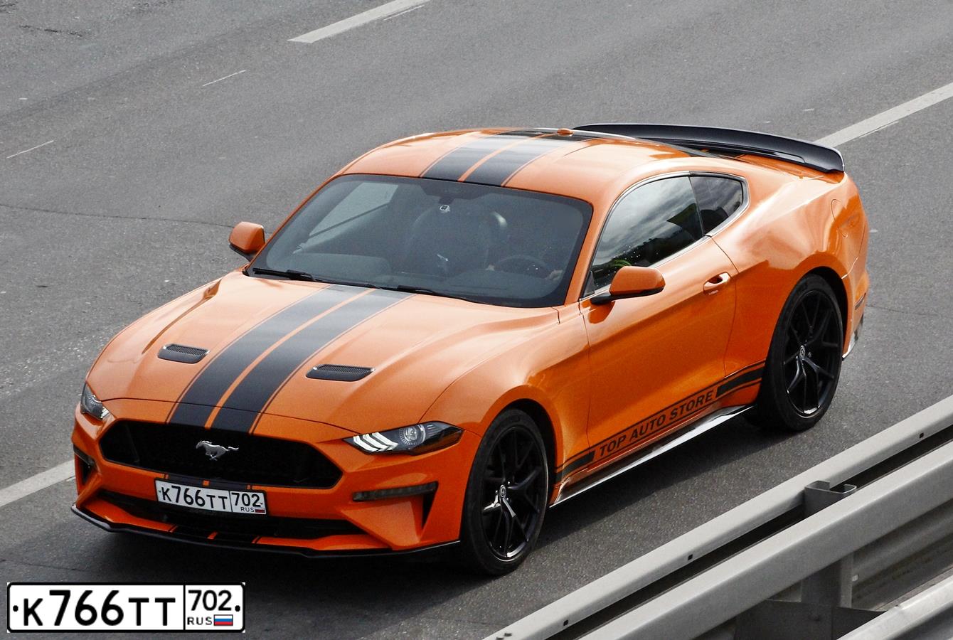 Фото автомобиля FORD MUSTANG, 2019 — госномер К766ТТ702. Цвет: ЧЕРНЫЙ