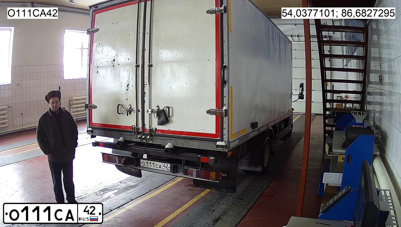 Фото автомобиля GAZ Z 3310 WALDAI, 2013 — госномер О250УО72. Цвет: СЕРЫЙ