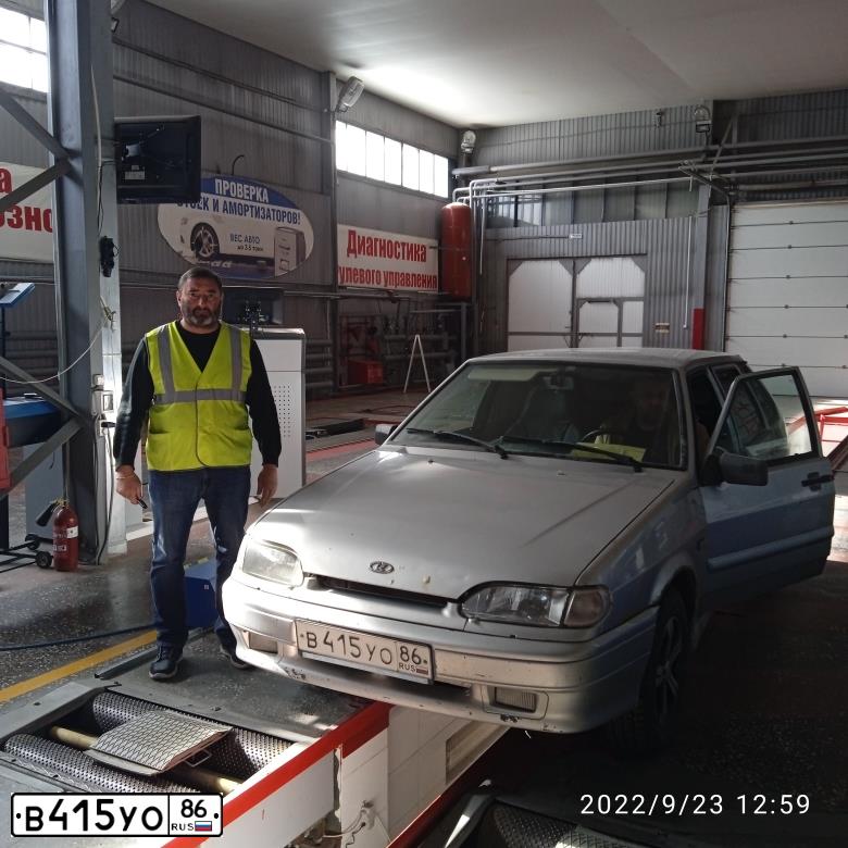 Фото автомобиля ЛАДА, ВАЗ 211440 LADA SAMARA, 2009 — госномер М767РН186. Цвет: СВЕТЛО-СЕРЕБРИСТЫЙ  МЕТАЛЛИК